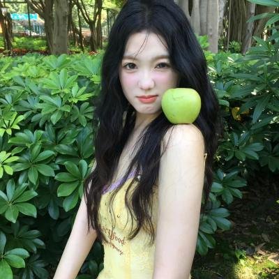 血腥罗曼史封面